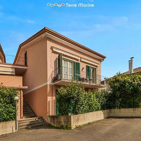 Cherry, Terre Marine